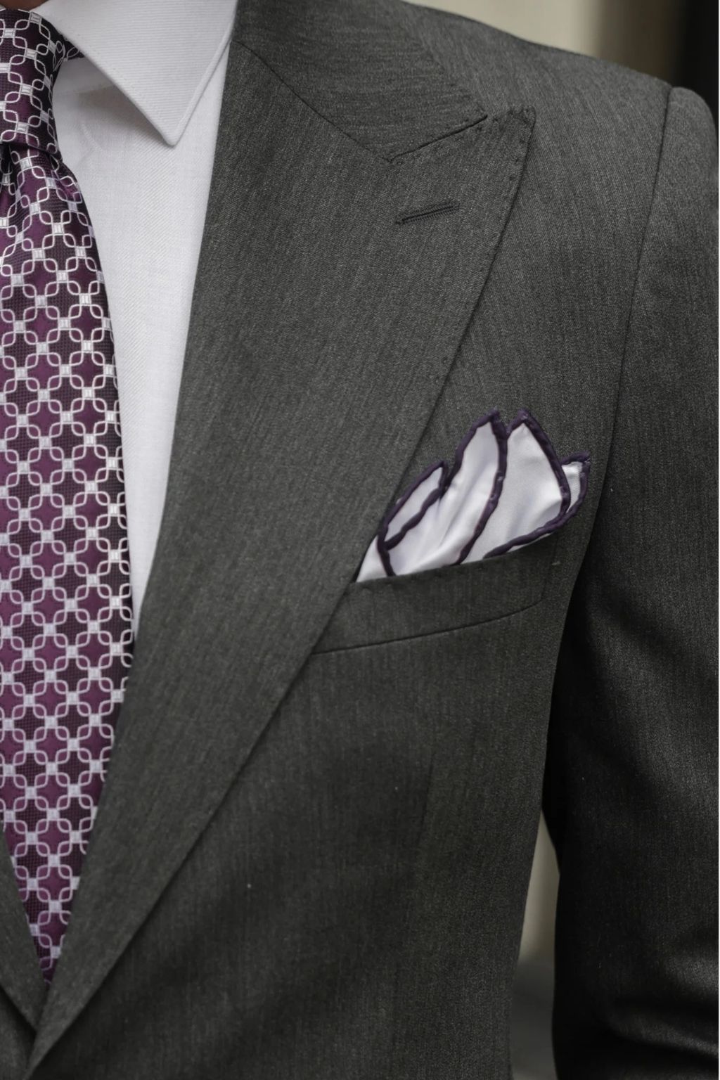 Dark Grey Tailored Fit Kohl Suit