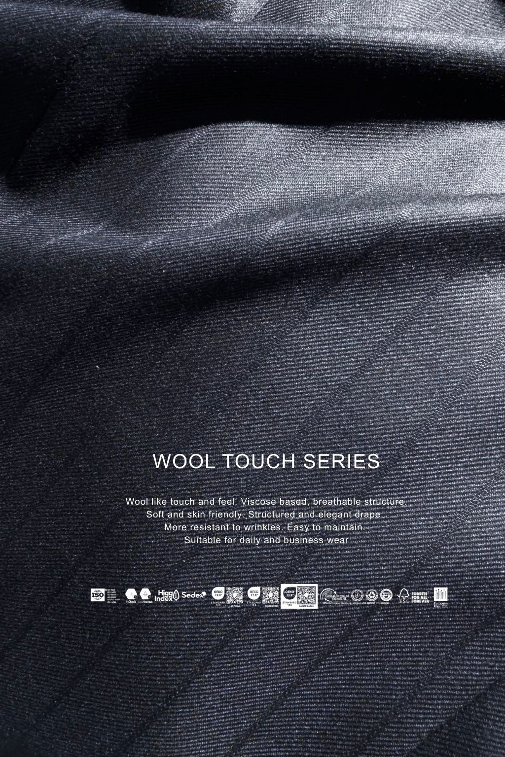 Striped Navy Tailored Fit Gasperi Suit