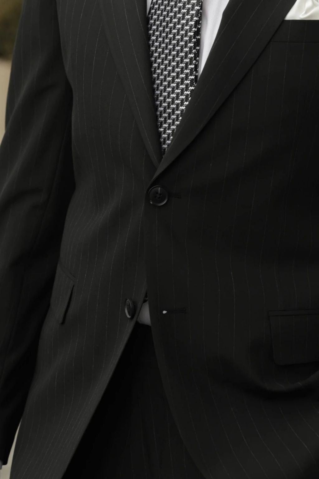 Striped Black Tailored Fit Henri Suit