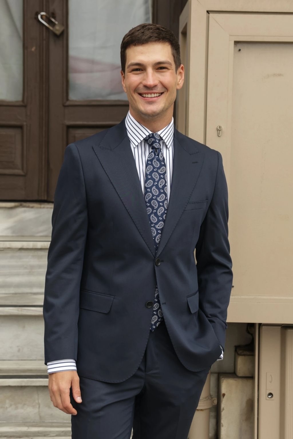 Navy Tailored Fit Kohl Suit