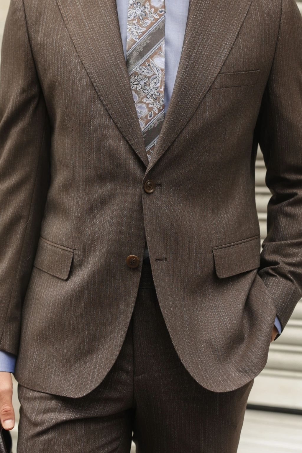 Textured Brown Tailored Fit Kohl Suit