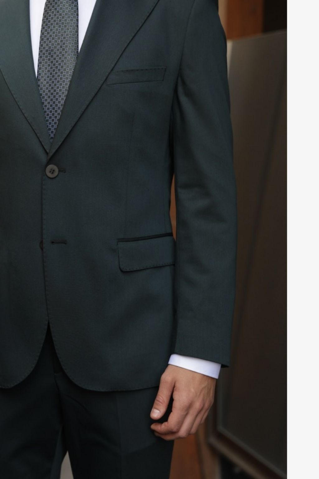 Green Tailored Fit Kohl Suit